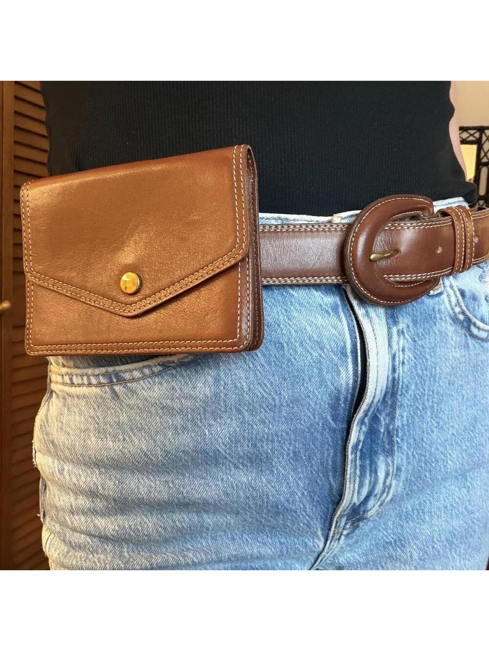 Coach vintage British tan Bridle belt #3922/clutch #4845 set.